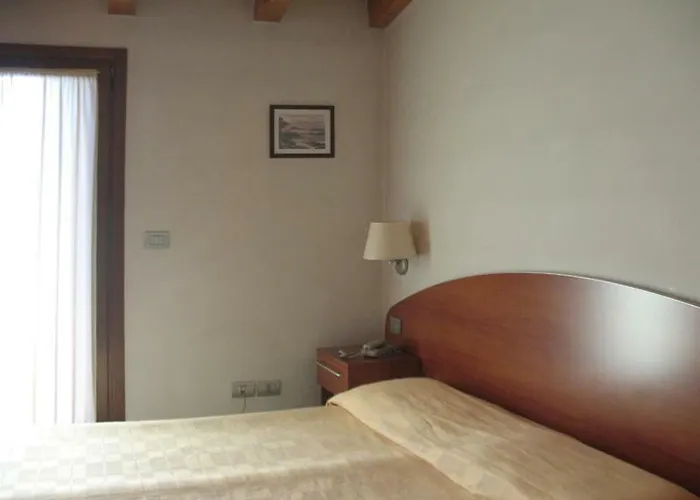 Vittoria Szálloda 3*